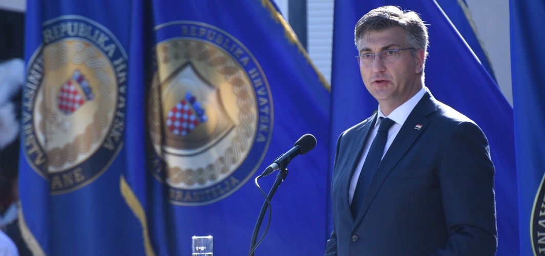 Predsjedanje EU-om posvećujemo hrvatskim braniteljima koji su dali sve za našu slobodu!