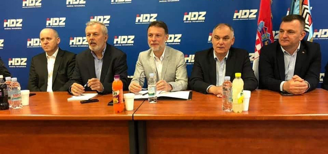 HDZ je u Lici pobijedio s 15 posto prednosti - Podjednako uvjerljivo pobijedit ćemo i na EU izborima!