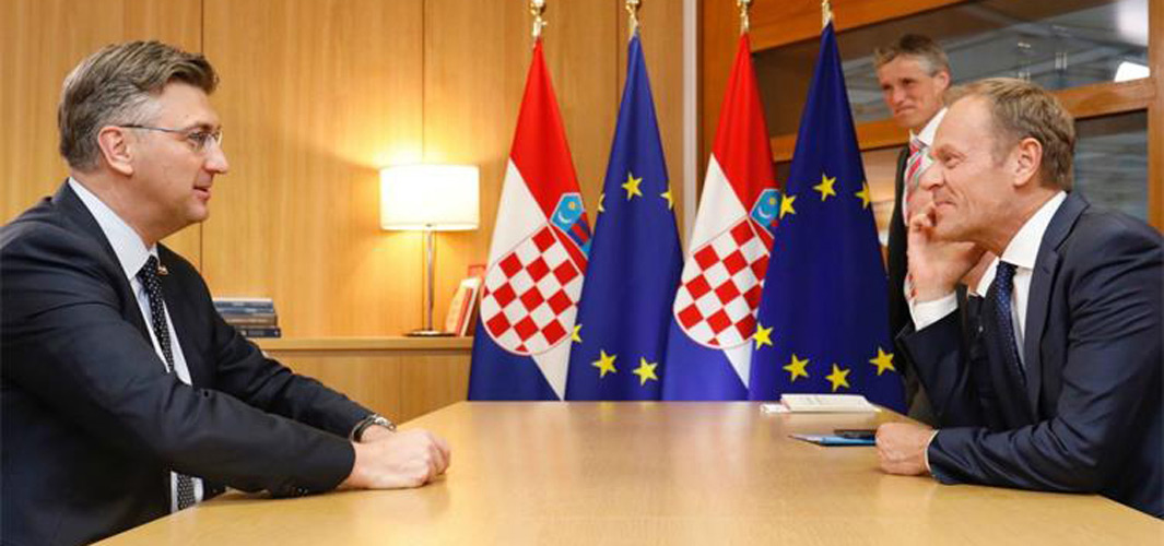Plenković-Tusk sinoć u Bruxellesu. Danas Daul, Juncker & govor na konferenciji „Yes, we should!“