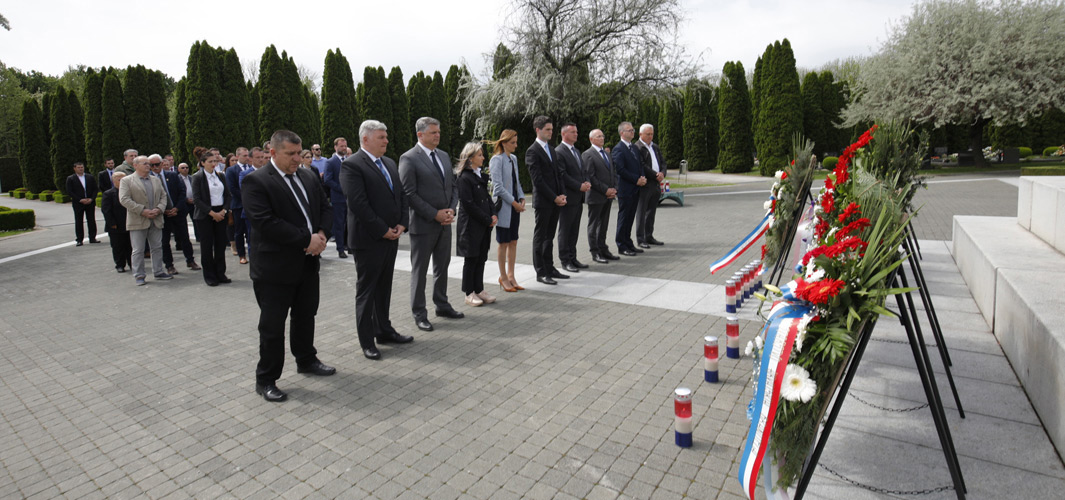 6. mandat za Vukovar: Trajno zahvalni našim braniteljima, s pogledom u budućnost gradimo Hrvatsku ZA generacije!