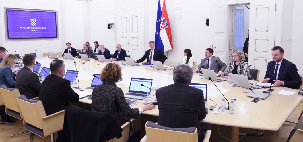 Plenković: Proračun za 2023. zaštitit će standard hrvatskih građana, ublažiti posljedice krize & očuvati gospodarski rast i socijalnu sigurnost 