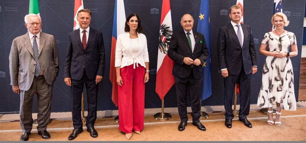 HIBRIDNE PRIJETNJE: Zlonamjerni akteri svakodnevno nastoje potkopati naše demokracije, izborne procese & euroatlantske agende 