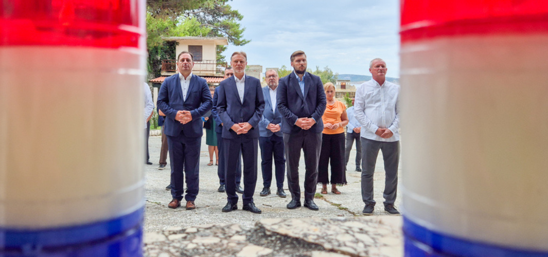 Osuda svih zločina & svih zločinaca europski je i općecivilizacijski standard