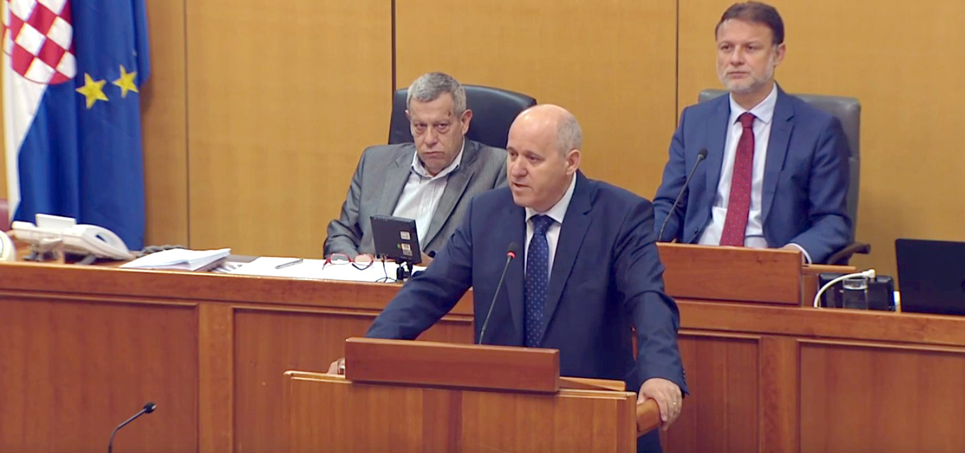 Dežurni moralisti poput Mrsića bezuspješno napadaju HDZ, dok naša Vlada nastavlja s izvrsnim gospodarskim rezultatima!