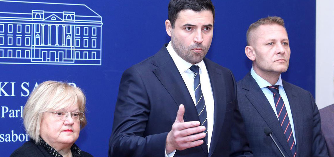Korupcijska antikoalicija već traži alibi za Milanovića koji, normalno, odbija otkriti od koga je zaradio milijune!