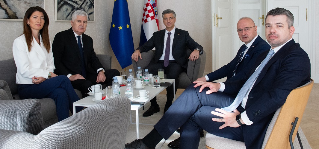 Vlada RH nastavlja s financijskom podrškom projektima od osobite važnosti za hrvatski narod & za boljitak cijele BiH!