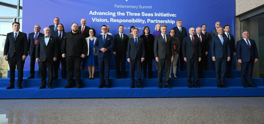 Prostor između Baltika, Jadrana i Crnog mora prerasta u sigurnosnu, energetsku, prometnu i trgovinsku kralježnicu kontinenta!