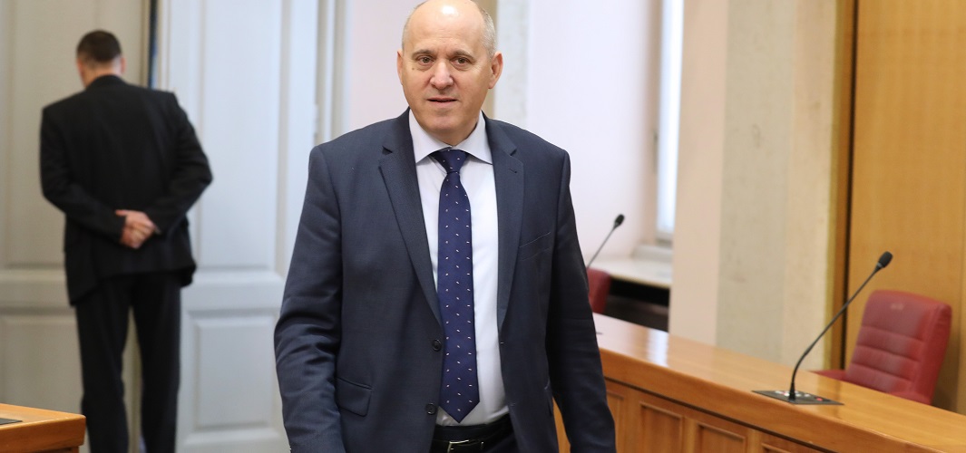 Imat ćemo 80 ruku za raspuštanje Sabora - Napadi na kardinala Puljića neprihvatljivi!
