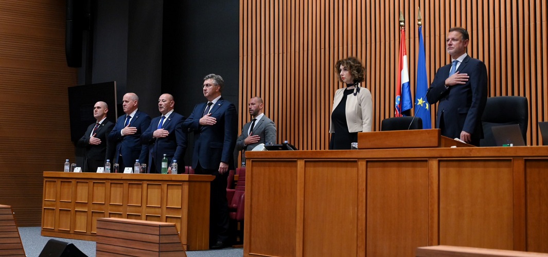 Plenković: Zahvaljujući braniteljima i Tuđmanovom vizionarstvu, RH je danas demokratska i slobodna država! Jandroković: Što ako sutra nama zatreba saveznička pomoć?