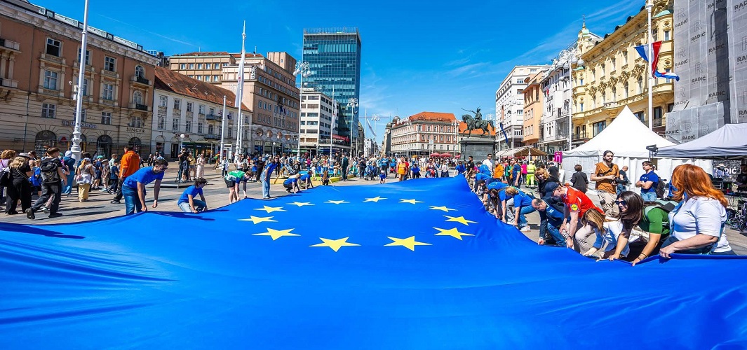 Plenković: Europu gledamo svakog dana - u razvoju, novim školama i bolnicama, obnovi, solidarnosti, civilizacijskim vrijednostima… 