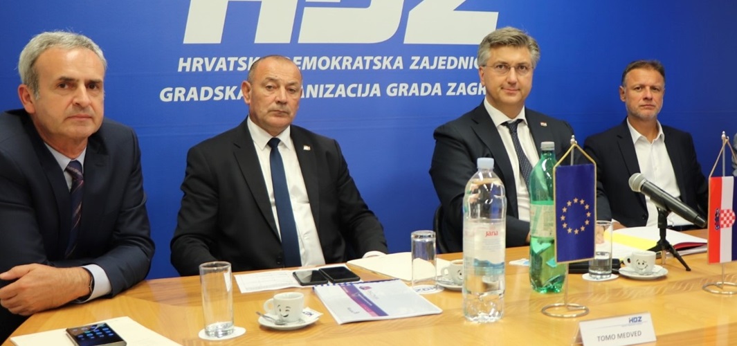 Dokle smo to došli da jedan Penava zahtijeva ostavku Tome Medveda, više puta ranjavanog generala pobjedničke Hrvatske vojske!? 