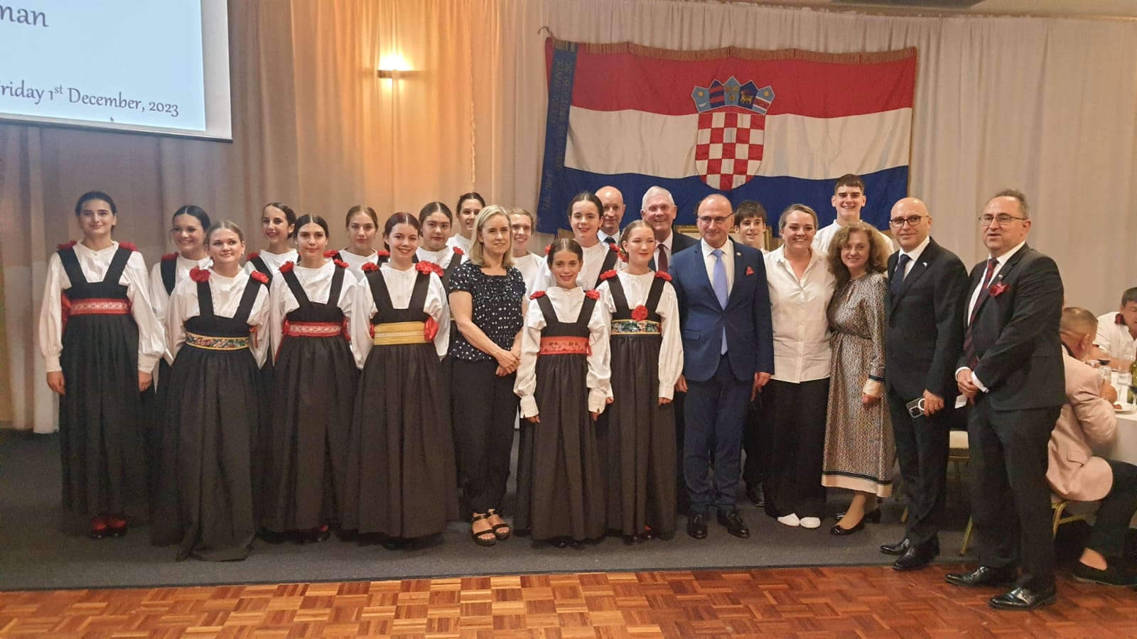 MVEP Gordan Grlić Radman započeo posjet Australiji susretom s hrvatskom zajednicom u Perthu