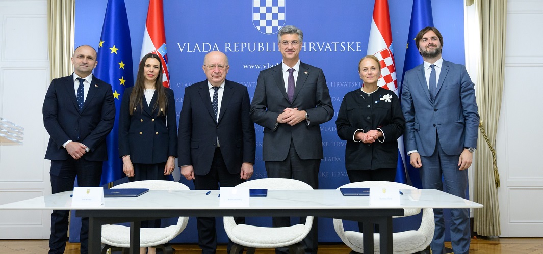 (VIDEO) Milijarda i 700 milijuna € za jaku Lijepu Našu & modernizaciju pobjedničke Hrvatske vojske! 