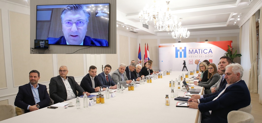 U Subotici sjednica Odbora za hrvatsku nacionalnu manjinu Savjeta Vlade za Hrvate izvan RH: Jedan smo narod, jedno smo biće!