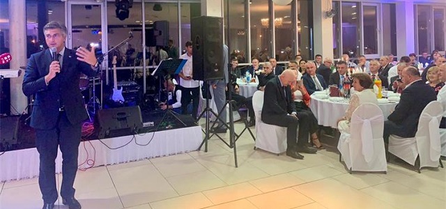 Ustrajni u zalaganju za prijateljstvo s BiH i ravnopravnost hrvatskog naroda!